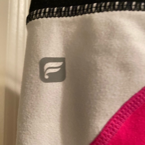 Fabletics Activewear Capri - Picture 3 of 3